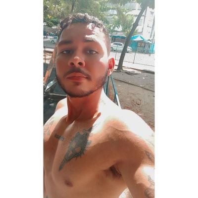 RafaelRibe1ro's profile picture. fã do pirata que estica 🏴‍☠️

PST 🦁