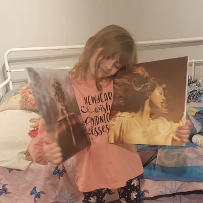 Mom of Six.
👱♂️👱♂️👱♂️👱♀️👱♂️👱♂️
Swiftie with my princess
❤🖤 Wrestling is Life 🖤❤