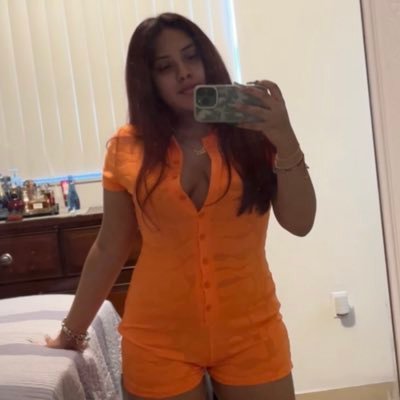 esconaomi's profile picture. ig: champagne.maamiiii | @vibraurbanafest