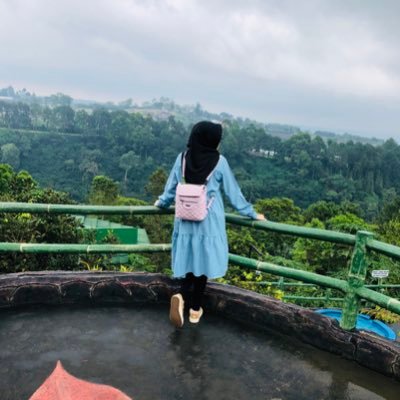 Bachelor of Chemical Engineering || Rebuild what you want, what you dream, what you love ♡