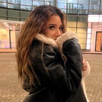 #B (@britmartinez) Twitter profile photo