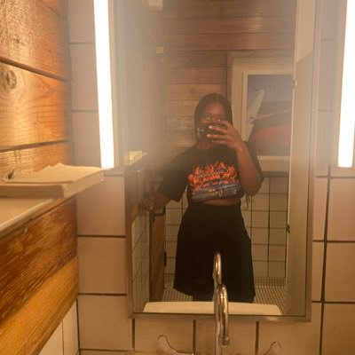 stacyamma's profile picture. writer + actress