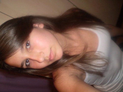 13 Anos,Tv,Pc,Bob Esponja,Meninos,Amigos,Passado,Simple Plan, AC/DC,Imperfeita,Eclipse..I Wouldn't Mind♫ mais? segue...