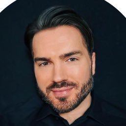 #MECFS-activist⎮#Lawyer by profession: Legal consulting for digital creators and influencers | #Musician by passion