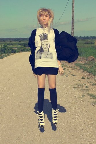 battmannnn's profile picture. I fail. I break. I create. I inspire. And I don't need help with any of it.