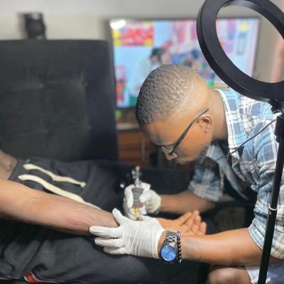 pandainktattoos's profile picture. * STRICTLY ON APT
* 50% Deposit Validates Appointments 
* Available to Travel
* No Deposit No Appointment 
* Dm or WhatsApp link in Bio