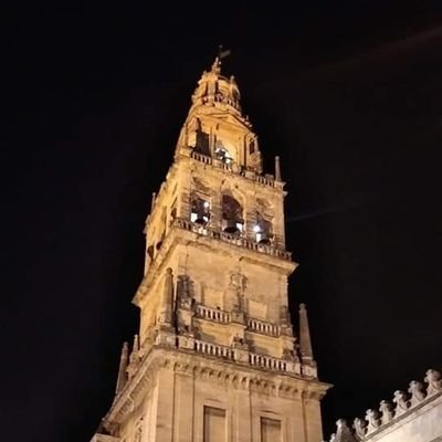 Isabel57109759's profile picture. 