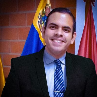 Presidente de la @ASCulturalVE | Abogado ⚖️ ¡Siempre En Movimiento! • 🇻🇪 •