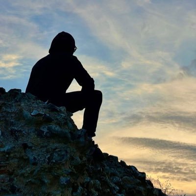 أمازيغي من أرض سوس الأقصى ❤️‍🔥
back-end developer 💻️ .
🇵🇸🇲🇦