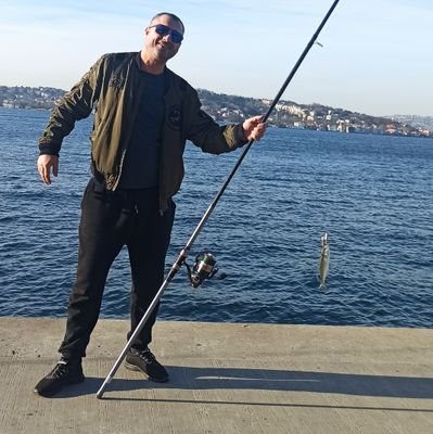 kotukedisefo's profile picture. Kendimize vazgeçilmez ve ölümsüz dedikçe, Kainat güldü bize,