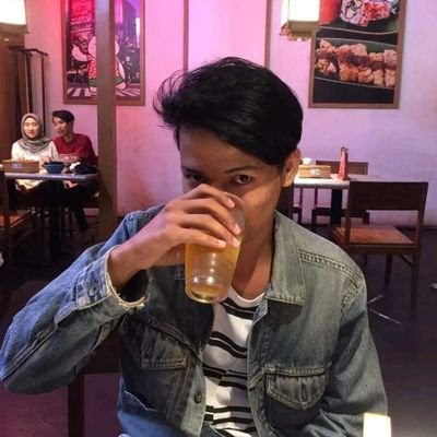 Andreaxcv's profile picture. udah