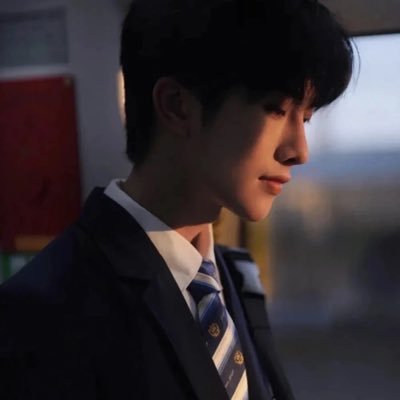 sanmingheershu6's profile picture. 全世界无产阶级联合起来