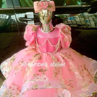 We make kids look and feel exceptionally beautiful in our Dresses @kambell_atelier
Contact us today 08110803523, let's put smiles on your kids faces💕💕💕
