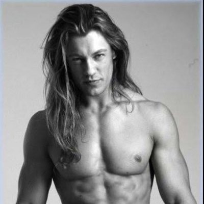 MaxMorgan31's profile picture. 