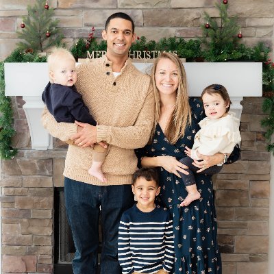 katieMAYonnaise's profile picture. 