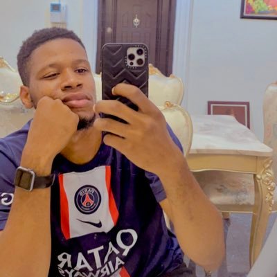 👻 @barry_stan. IG @chukwugoziee Entrepreneur. GRACE🙏🏾💯💥 MUFC❤️