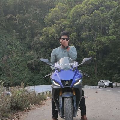 yuvikarthick40's profile picture. Music lover🎵🎶