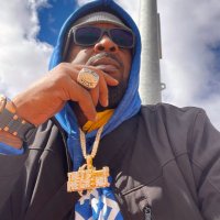 MICHAEL THOMPSON (@_studuniversity) 's Twitter Profile