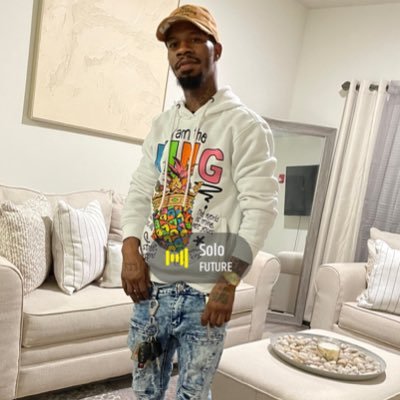 CirocFamish's profile picture. https://t.co/8sTMcfoPLt
