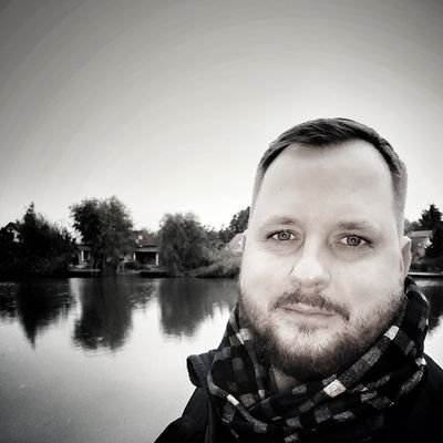 danielzsoldos's profile picture. Headphones in, problems out. | I only need coffee on days ending with "y". | #teamfernweh ✈️ | Views are my own.