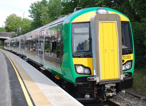 Emergency backup account for London Midland. We only tweet from here when we’ve temporarily exceeded our tweet limit on our official @londonmidland account.