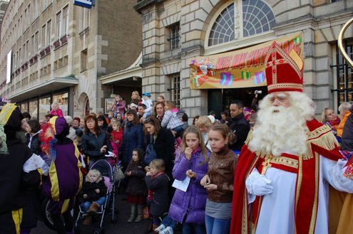 Sinterklaas logeert weer in Leiden! Van 20 november t/m 4 december is het Huis van Sinterklaas in de Waag weer dagelijks geopend.