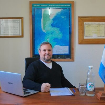 Concejal Mandato Cumplido
MÉDICO 👨⚕️
👫Vane Almeida
PADRE👨👦👦👶 -varios hijos del ♥️
ABUELO DE ABRAHAM 👶🏼