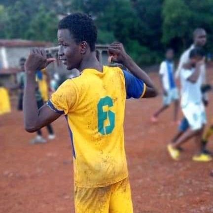 Athlete l
Photographer