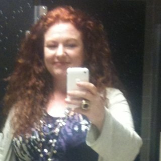 simonelabonne's profile picture. I'm an armchair everything: expert, polyglot, beauty queen, therapist. I want everyone to win.