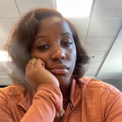 _nyielg's profile picture. kill two bugs with one croc