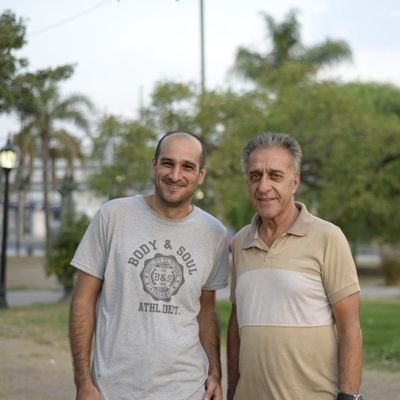 Docente y Secretario de Educación del SUTEBA Tigre. Militante del @PartidoObrero en el @FrentedeIzquierda-Unidad