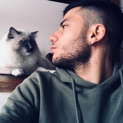 Umtidi12's profile picture. yakamoz