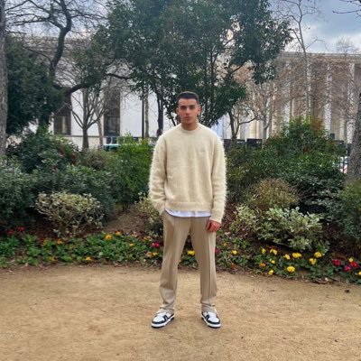 yvniszoo's profile picture. 👟👟👟👟👟👟👟