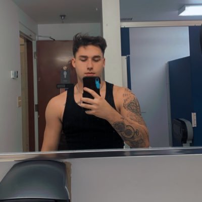 alex_weisbach14's profile picture. Instagram: Alex_weisbach                Snapchat: alex_weisbach14                Marine                                                          Future KCFC