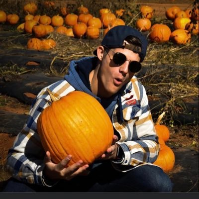 _jlong_'s profile picture. big milk guy, big plane guy, tf you gonna do about it?