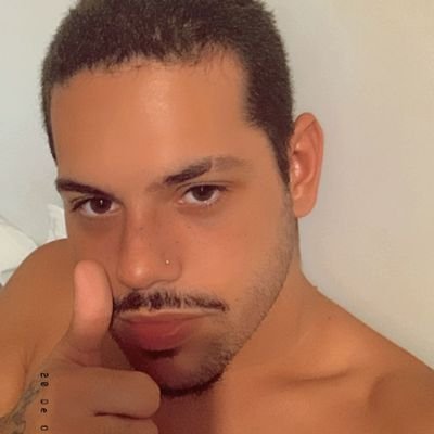 aqui vc vai encontrar muita reclamaçao, putaria, sofrimento, beleza & memes