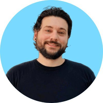 📱 Vivo da internet desde os 18 anos
💻 Digital&Maker
📚 Professor @senac_rs G&N
🚀 Apaixonado por física e astronomia
👻 Espírito em evolução