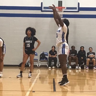 Willowridge high (htx)| #5 🏀 post | Middle blocker #9🏐|5’9| C/O 2026