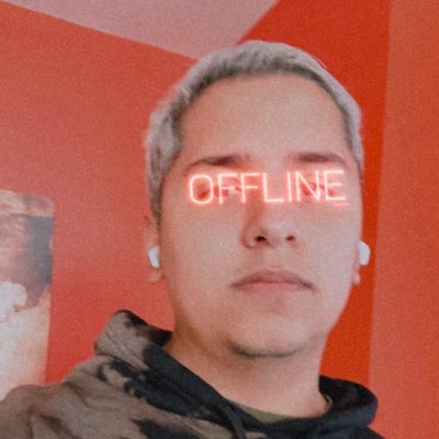 Em🤍 Profile