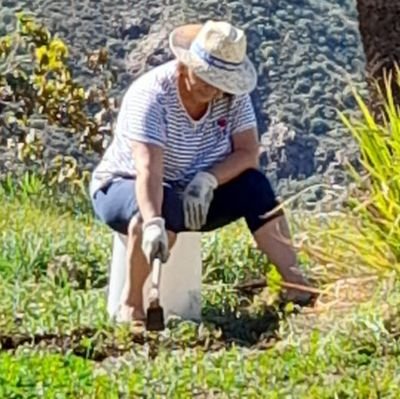 Lo bonito de la vida es estar con los tuyos.

🌘🌱🇮🇨
Firgas