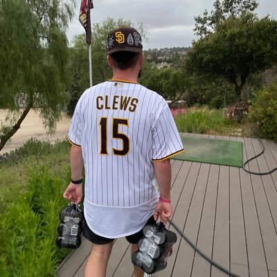 coltonclews15's profile picture. 858FITTEDS on ig