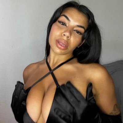 Financial Dominatrix | Master Manipulator | MILF | $50+ initial $pocahantass24