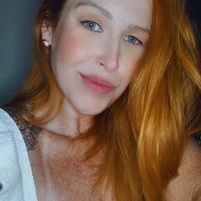 Priiiportella_'s profile picture. 🦊 |🍁| ♑ |
🇧🇷

                                                                                 -Meu diário de reclamações com doses de amorzinho-