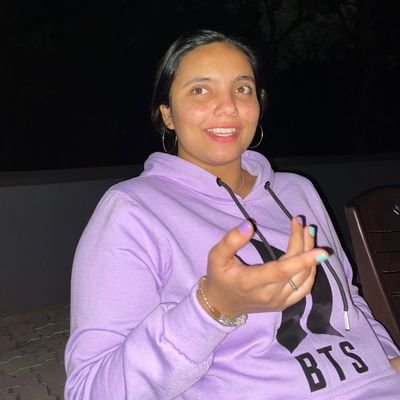 RajeeshNikitha's profile picture. Aspiring filmmaker. Photographer. insta: nikitharajeesh11 or _photography.blues_
diagnosed with “I'll sleep after one more episode;) ”