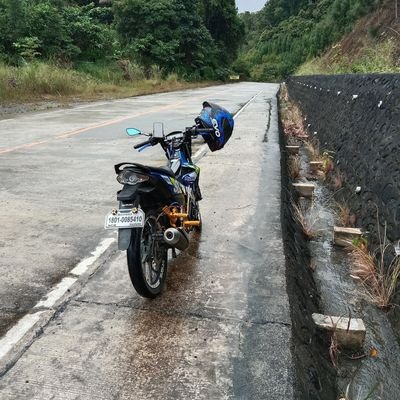 adflores03's profile picture. Hello