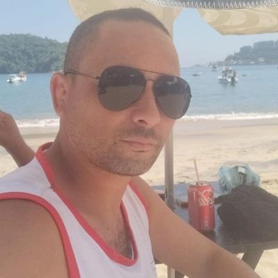 MichelsilvaDB's profile picture. vamos a luta, sem desistir.
hoje estou feliz acordei com pé direito, eu vou fazer de novo e vou fazer muito bem feito.