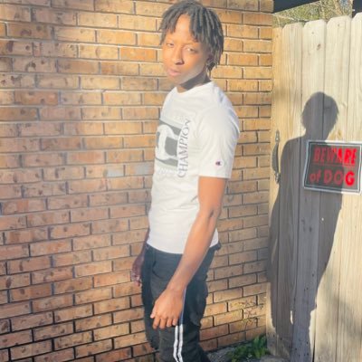 |📍Laurel, Ⓜ️ississippi😈| | IG // NHC.Tremaine 💙| | 691🏡 228🏡 | | Applying Pressure ♿️✌🏾👍🏾 |