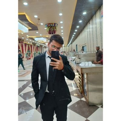 himanshuh2m's profile picture. CA student in the cosmos of writings.
Ambitious but Minimalist | Tidsoptimist|Totally Blahhh..
Let's make trading easy. Let's make ourselves independent.