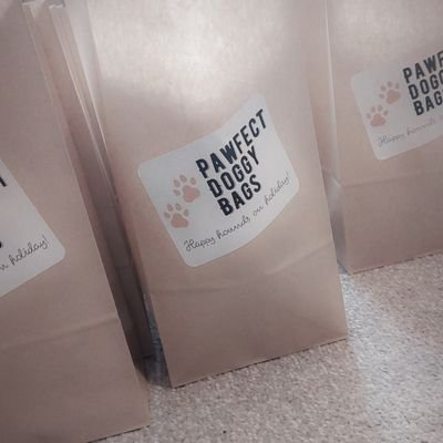 I'm a practising registered veterinary nurse who has created Pawfect Doggy Bags!
Inspired by my Dalmatian, who loves his holidays. Bespoke hampers!
