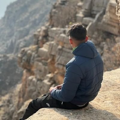 MetinAkyildiz47's profile picture. cesaret dediğin nedir ki silah söz dinletir.